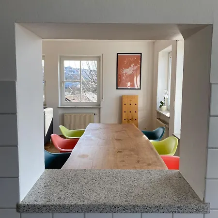 Gaestewohnung Mit Schlossblick *